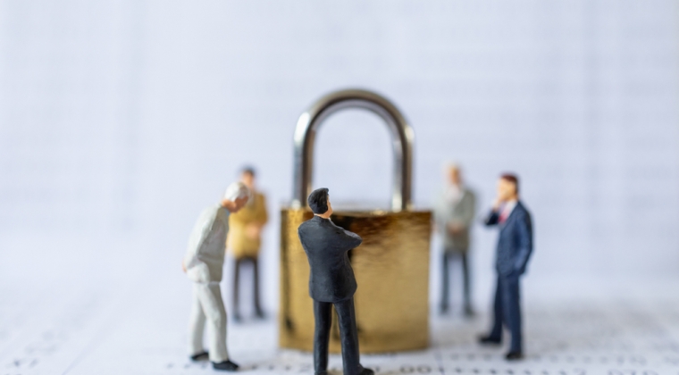 Congelamiento de cuentas por la UIF: Recomendaciones para prevenir riesgos