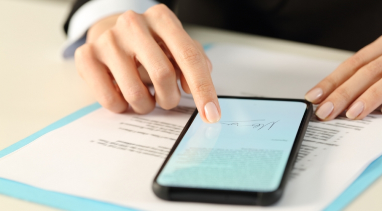 �Venci� tu e.firma? Renu�vala en l�nea