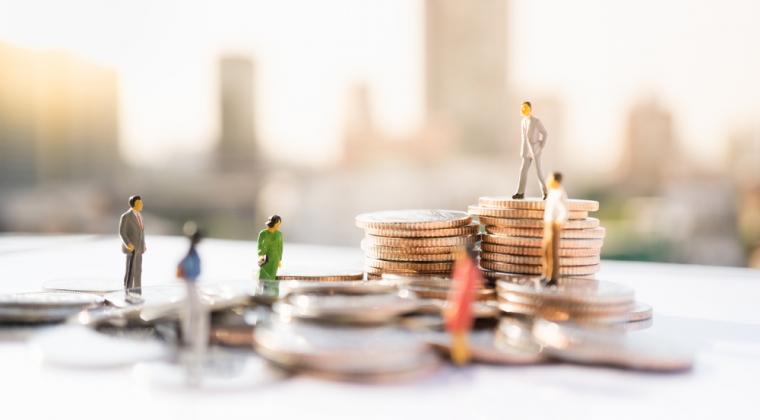 Prestar servicios a dos o m�s empleadores en forma simult�nea: �Qu� significa?